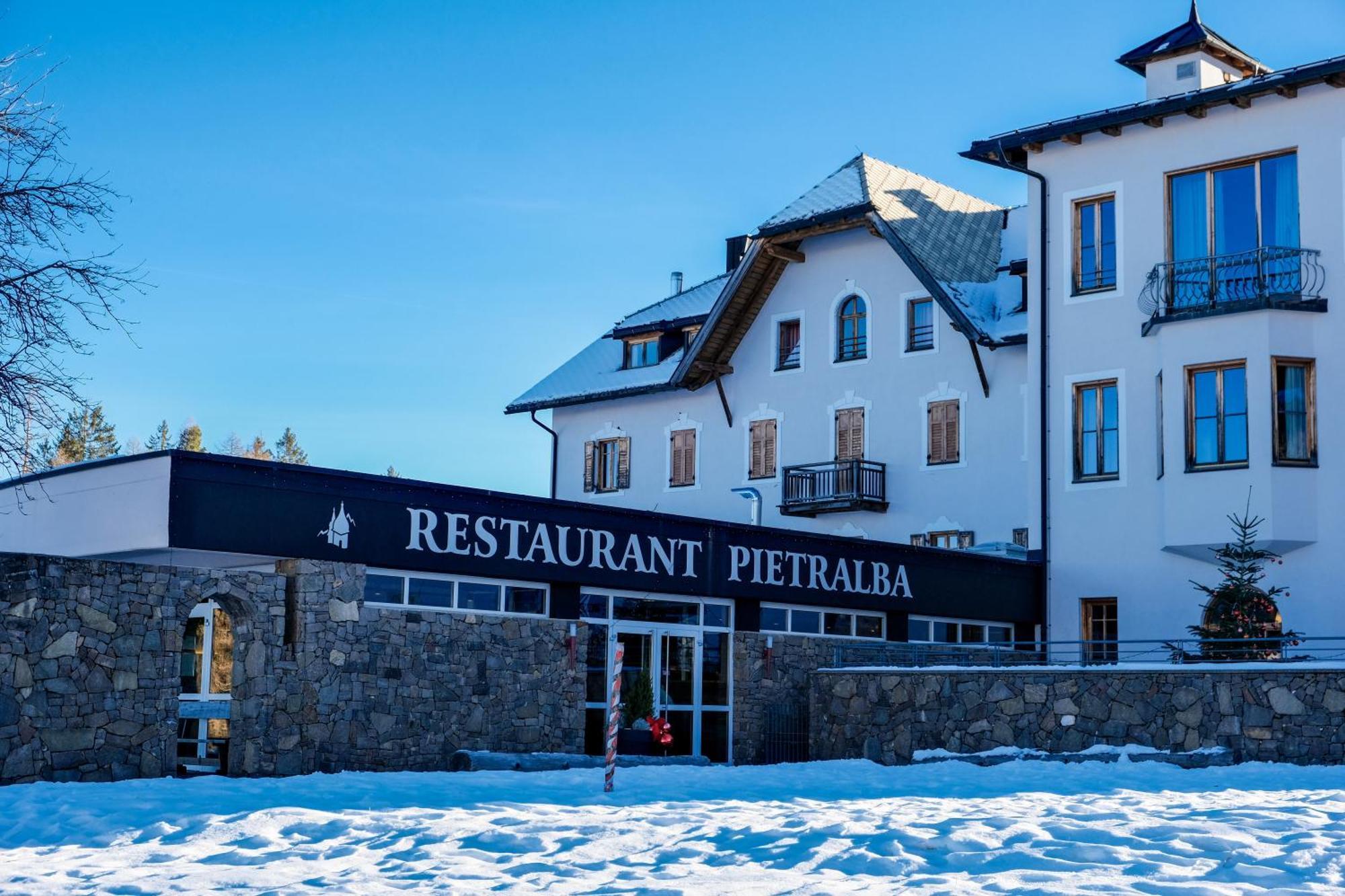 Hotel Pietralba Nova Ponente Esterno foto